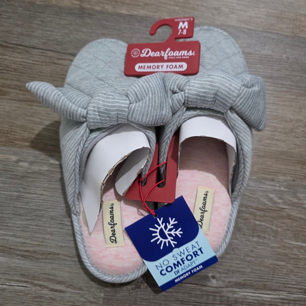 Dearfoams Womens Quilted Bow Slippers Size Medium 7-8 Gray Memory Foam Scuff